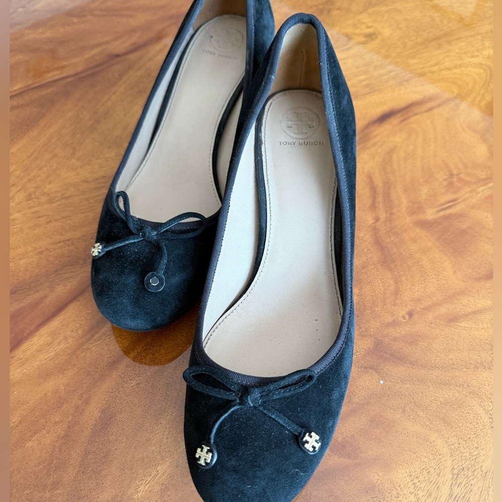 Tory Burch Black Suede Pumps with Bow Detail